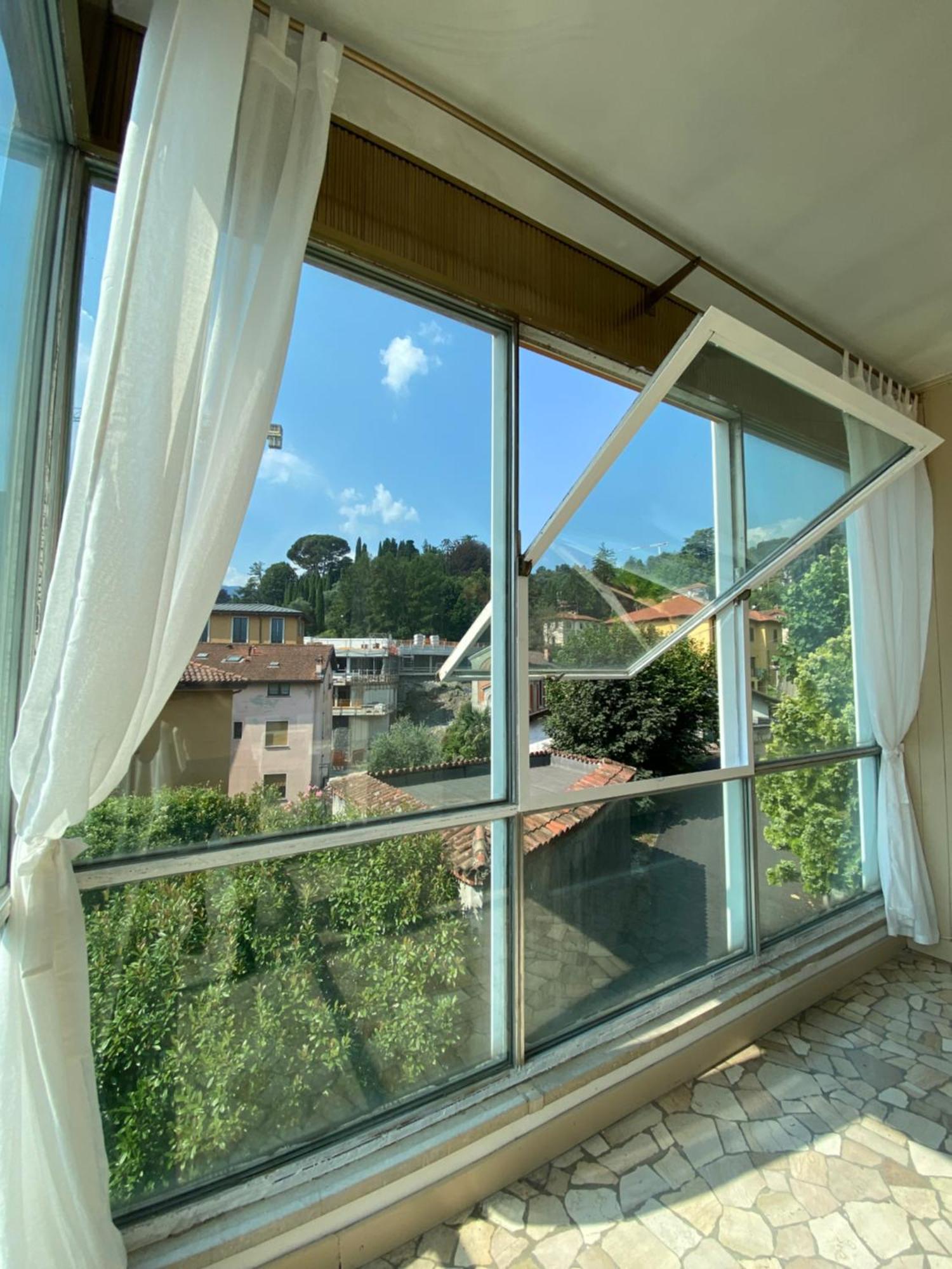 Como Lake Panorama Apartment Cadenabbia Luaran gambar